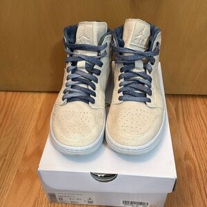 Nike Air Jordan 1 Mid SE Sanddrift ~ Womens Size 8 ~ DM9126-104
